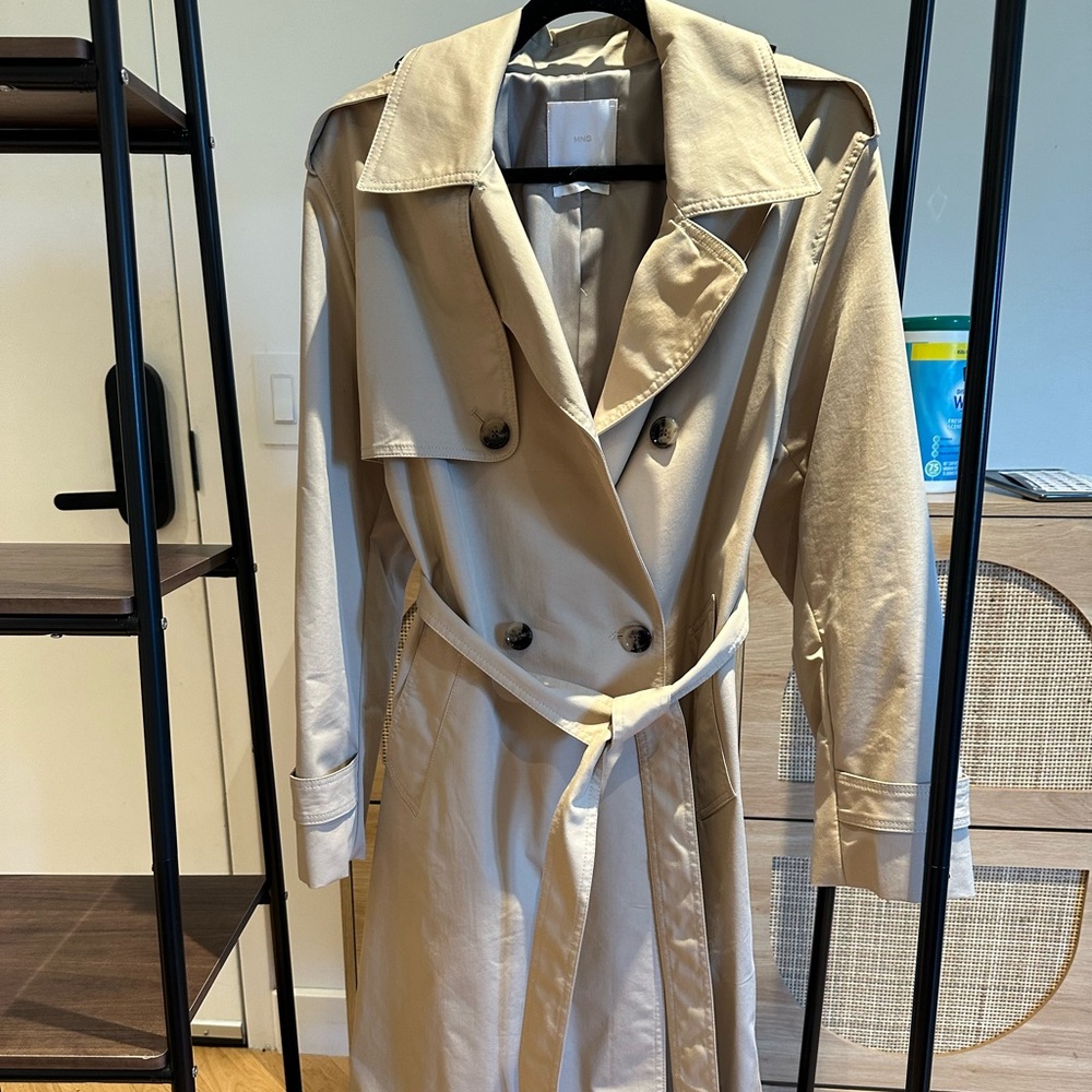 Medium Mango Tan Trenchcoat. Water Repellent. Fully Lined